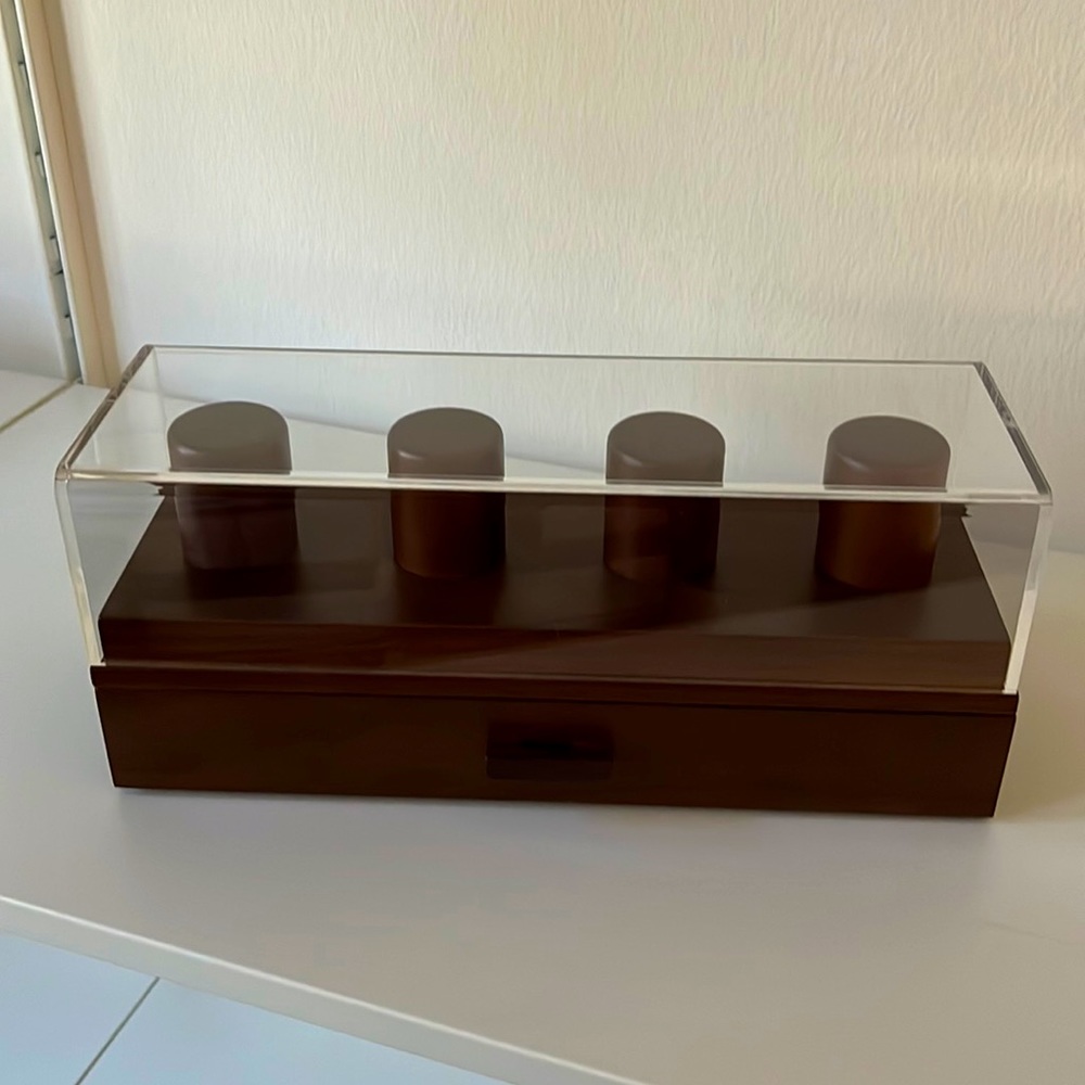 Brand new, unused Holme & Hadfield watch and jewelry case in walnut brown